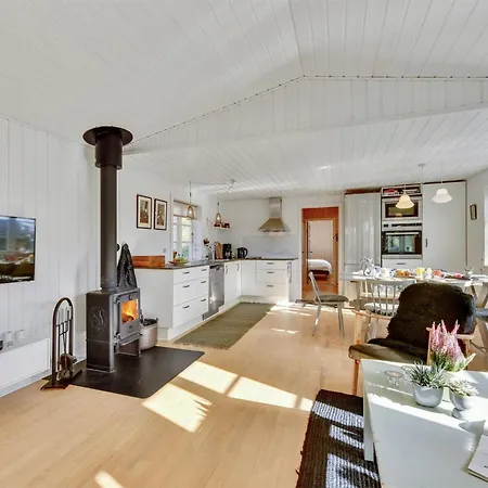 Ayu - 100m From The Sea By Interhome Nyaraló
