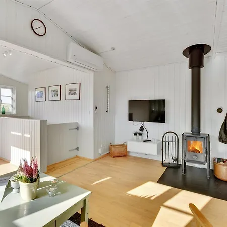 Nyaraló Ayu - 100m From The Sea By Interhome *